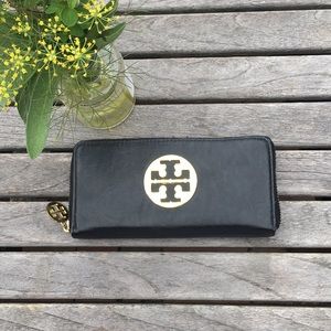 Tory Burch Charlie Zip Continental Leather Wallet
